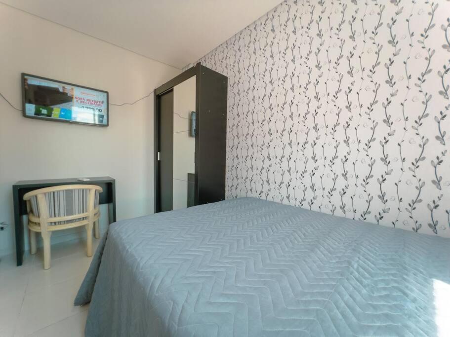 Ar Cond Wi-fi Uem Smart - Dg603 Apartment